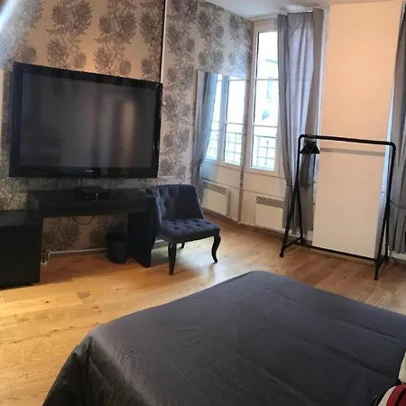Appartamento Center Saintgermainsdespres
